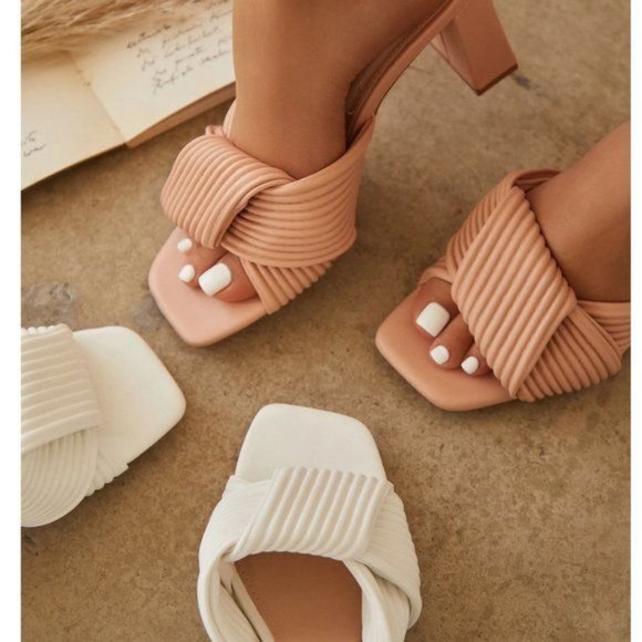 !! NEW !! Sustainable Square Toe Block Heel Mules in Blush - Picture 6 of 12